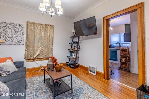 Tiny photo for 2724 Latonia Boulevard, Toledo, OH 43606 (MLS # 10000273)