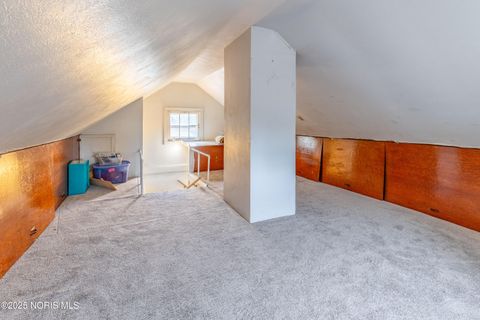 Tiny photo for 2724 Latonia Boulevard, Toledo, OH 43606 (MLS # 10000273)