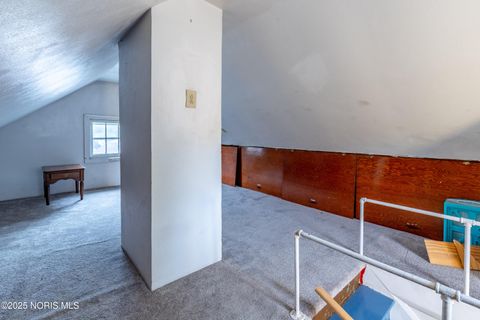 Tiny photo for 2724 Latonia Boulevard, Toledo, OH 43606 (MLS # 10000273)