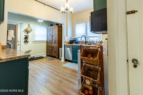 Tiny photo for 2724 Latonia Boulevard, Toledo, OH 43606 (MLS # 10000273)