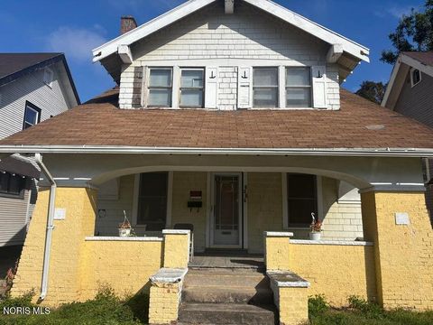 Photo of 1420 Goodale Avenue, Toledo, OH 43606 (MLS # 10007757)