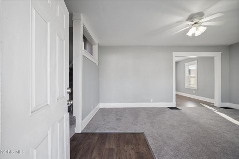 Tiny photo for 1012 Idaho Street, Toledo, OH 43605 (MLS # 10006551)