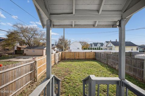 Tiny photo for 1012 Idaho Street, Toledo, OH 43605 (MLS # 10006551)