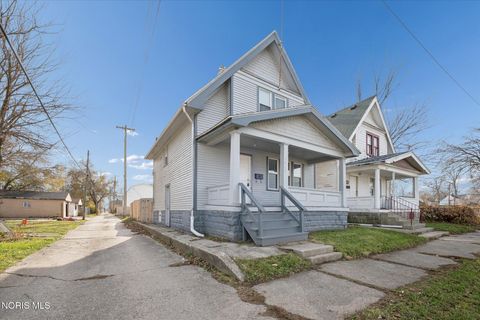 Tiny photo for 1012 Idaho Street, Toledo, OH 43605 (MLS # 10006551)