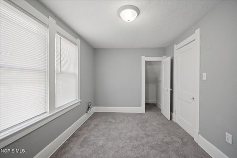 Tiny photo for 1012 Idaho Street, Toledo, OH 43605 (MLS # 10006551)