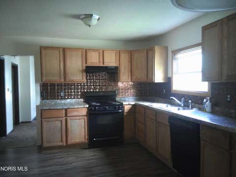 Tiny photo for 403 Tacoma Avenue, Defiance, OH 43512 (MLS # 10012138)