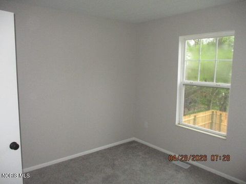 Tiny photo for 1817 Lawrence Avenue, Toledo, OH 43606 (MLS # 10006952)