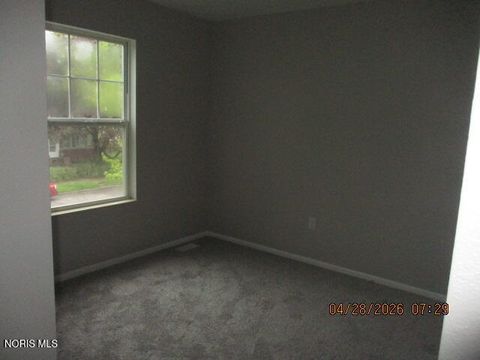 Tiny photo for 1817 Lawrence Avenue, Toledo, OH 43606 (MLS # 10006952)