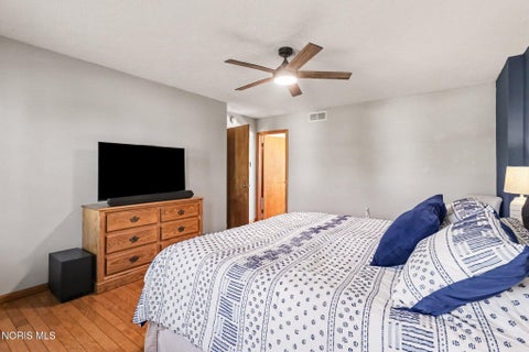 Tiny photo for 14425 Nantucket Drive, Bowling Green, OH 43402 (MLS # 10014358)