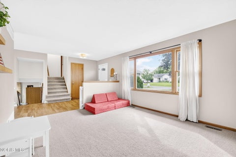 Tiny photo for 5576 Forest Green Drive, Toledo, OH 43615 (MLS # 10014369)