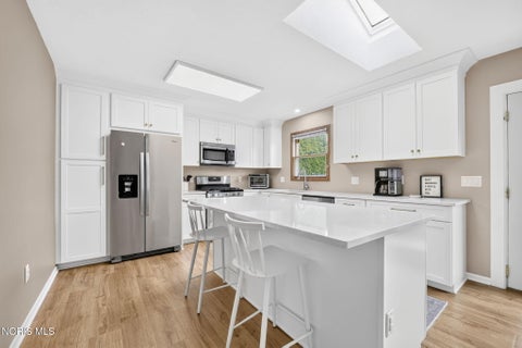 Tiny photo for 5576 Forest Green Drive, Toledo, OH 43615 (MLS # 10014369)