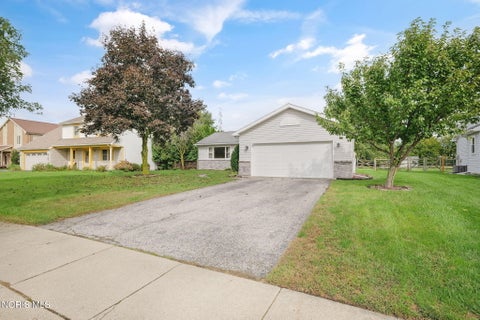 Tiny photo for 5576 Forest Green Drive, Toledo, OH 43615 (MLS # 10014369)