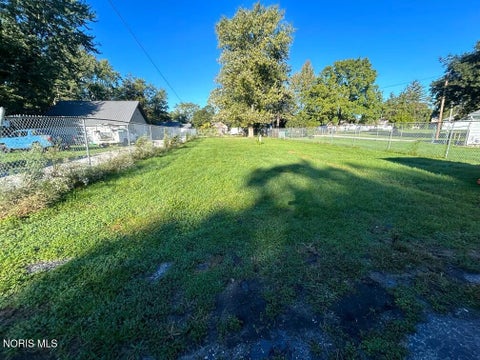 Tiny photo for 1630 Park Street, Findlay, OH 45840 (MLS # 10014162)
