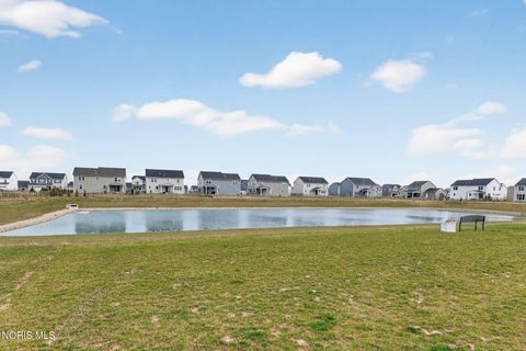 Tiny photo for 151 Valley Hall Drive, Perrysburg, OH 43551 (MLS # 10006572)