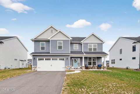 Photo of 151 Valley Hall Drive, Perrysburg, OH 43551 (MLS # 10006572)