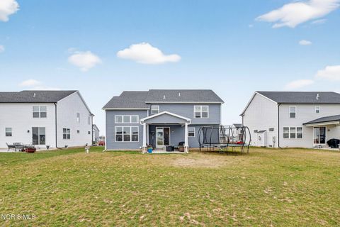 Tiny photo for 151 Valley Hall Drive, Perrysburg, OH 43551 (MLS # 10006572)