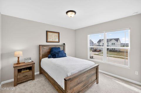 Tiny photo for 151 Valley Hall Drive, Perrysburg, OH 43551 (MLS # 10006572)