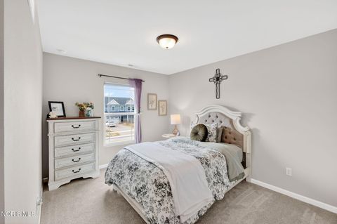 Tiny photo for 151 Valley Hall Drive, Perrysburg, OH 43551 (MLS # 10006572)