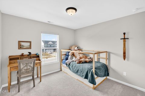 Tiny photo for 151 Valley Hall Drive, Perrysburg, OH 43551 (MLS # 10006572)