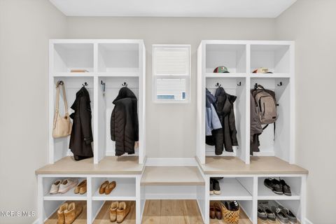 Tiny photo for 151 Valley Hall Drive, Perrysburg, OH 43551 (MLS # 10006572)