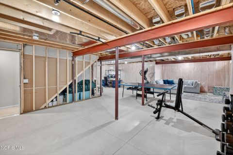 Tiny photo for 151 Valley Hall Drive, Perrysburg, OH 43551 (MLS # 10006572)