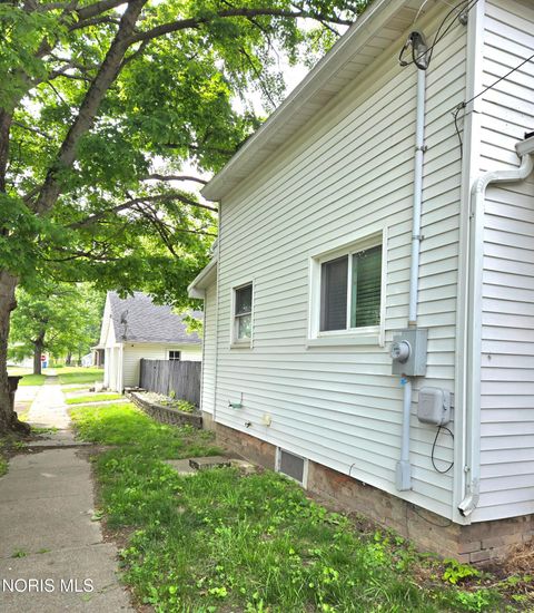 Tiny photo for 601 East Street, Liberty Center, OH 43532 (MLS # 10008035)