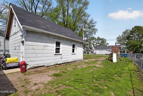 Tiny photo for 317 S Main Street, North Baltimore, OH 45872 (MLS # 10006760)