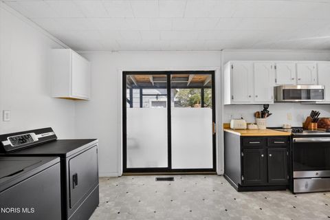 Tiny photo for 317 S Main Street, North Baltimore, OH 45872 (MLS # 10006760)