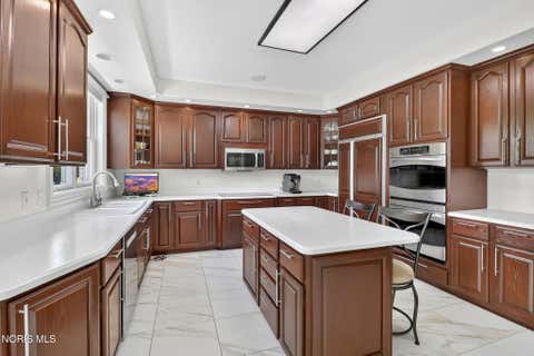 Tiny photo for 602 Laguna Point, Holland, OH 43528 (MLS # 10009406)