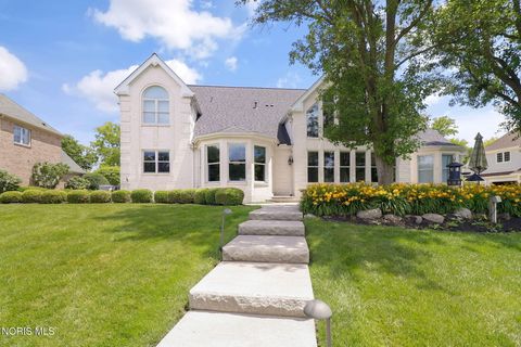 Tiny photo for 602 Laguna Point, Holland, OH 43528 (MLS # 10009406)