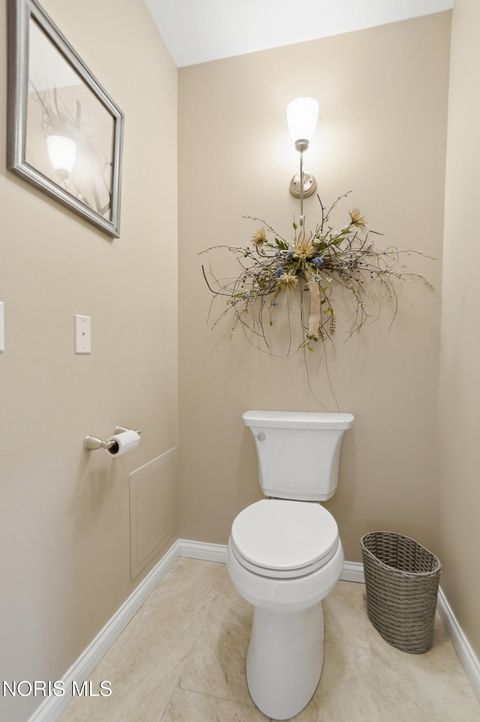 Tiny photo for 7047 White Tail Court, Toledo, OH 43617 (MLS # 10007739)