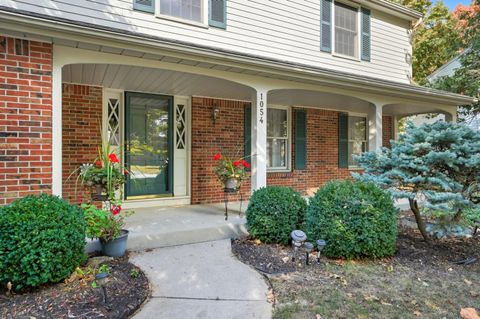 Tiny photo for 1054 Bourgogne Avenue, Bowling Green, OH 43402 (MLS # 10000070)