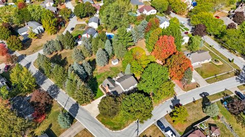 Tiny photo for 1054 Bourgogne Avenue, Bowling Green, OH 43402 (MLS # 10000070)