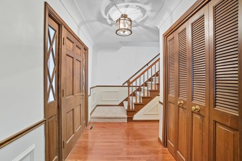Tiny photo for 1054 Bourgogne Avenue, Bowling Green, OH 43402 (MLS # 10000070)