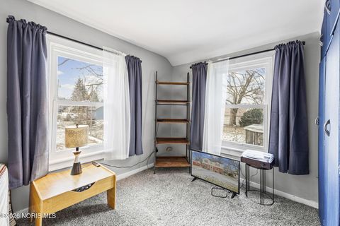 Tiny photo for 315 Fairlawn Place, Findlay, OH 45840 (MLS # 10003450)