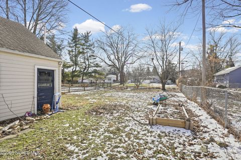 Tiny photo for 315 Fairlawn Place, Findlay, OH 45840 (MLS # 10003450)