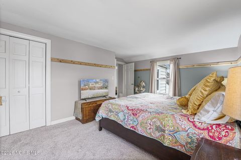 Tiny photo for 315 Fairlawn Place, Findlay, OH 45840 (MLS # 10003450)