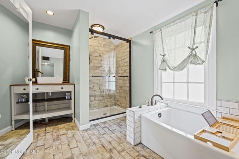 Tiny photo for 315 Fairlawn Place, Findlay, OH 45840 (MLS # 10003450)