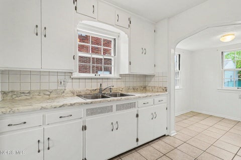 Tiny photo for 2935 Gunckel Boulevard, Toledo, OH 43606 (MLS # 10009270)