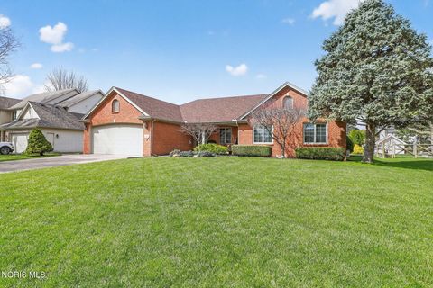 Photo of 3008 Estuary Place, Maumee, OH 43537 (MLS # 10006219)