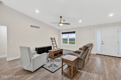 Tiny photo for 10130 Linwood Road, Bowling Green, OH 43402 (MLS # 10001901)