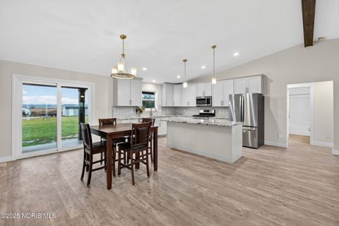 Tiny photo for 10130 Linwood Road, Bowling Green, OH 43402 (MLS # 10001901)