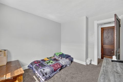 Tiny photo for 1014 Berdan Avenue, Toledo, OH 43612 (MLS # 10010862)