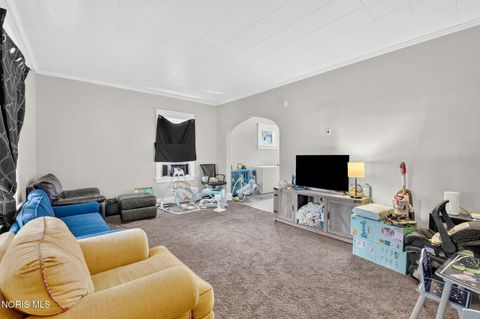 Tiny photo for 1014 Berdan Avenue, Toledo, OH 43612 (MLS # 10010862)