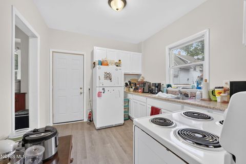 Tiny photo for 1014 Berdan Avenue, Toledo, OH 43612 (MLS # 10010862)