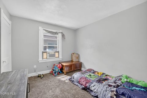 Tiny photo for 1014 Berdan Avenue, Toledo, OH 43612 (MLS # 10010862)