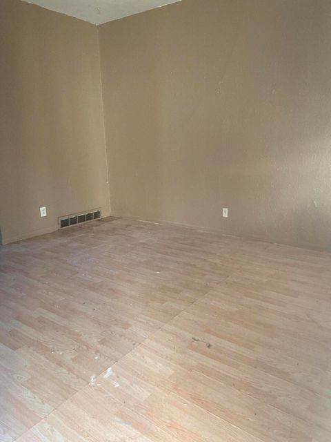 Tiny photo for 1238 N Ontario Street, Toledo, OH 43604 (MLS # 10000101)