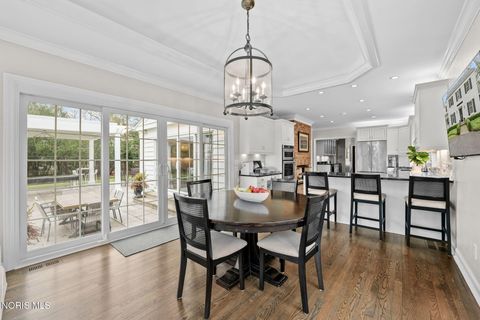 Tiny photo for 2630 Westchester Road, Ottawa Hills, OH 43615 (MLS # 10006003)