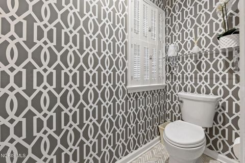 Tiny photo for 2630 Westchester Road, Ottawa Hills, OH 43615 (MLS # 10006003)