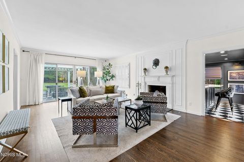 Tiny photo for 2630 Westchester Road, Ottawa Hills, OH 43615 (MLS # 10006003)